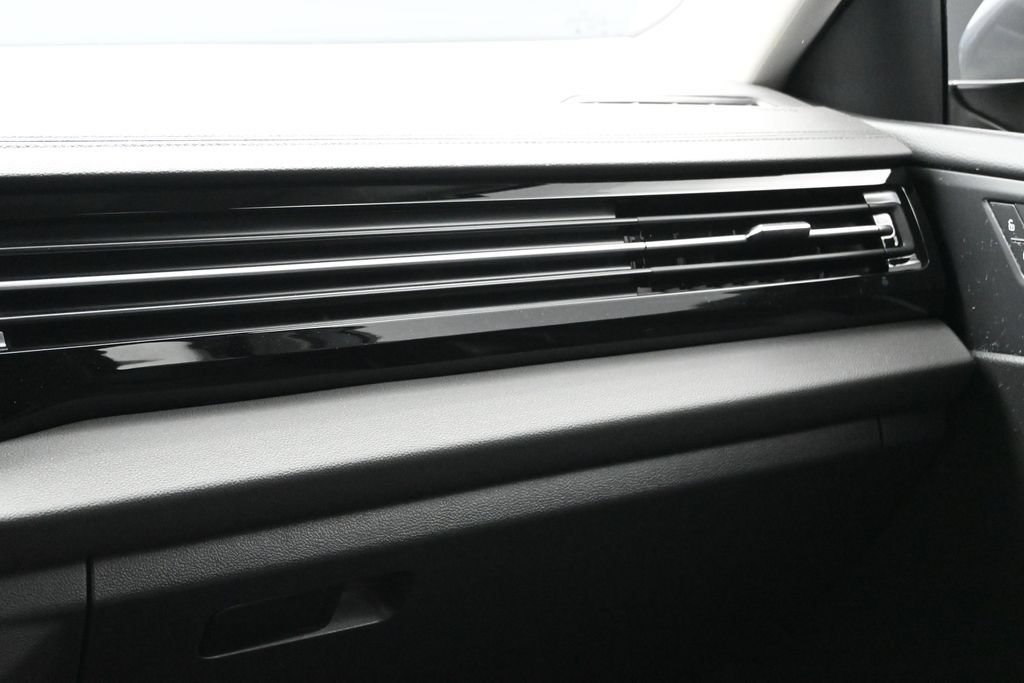 Used 2026 Volkswagen Jetta S FWD image 21