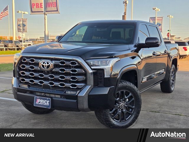 Used 2022 Toyota Tundra Platinum image 1