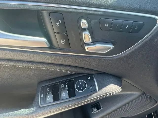 Used 2021 Mercedes-Benz GLA 250 4MATIC image 9