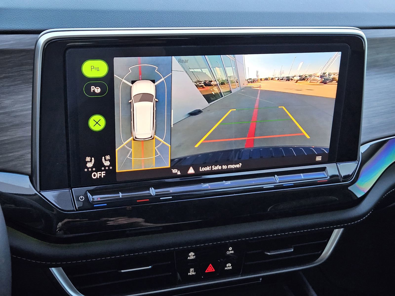 Used 2025 Volkswagen Atlas SEL Premium R-Line image 21