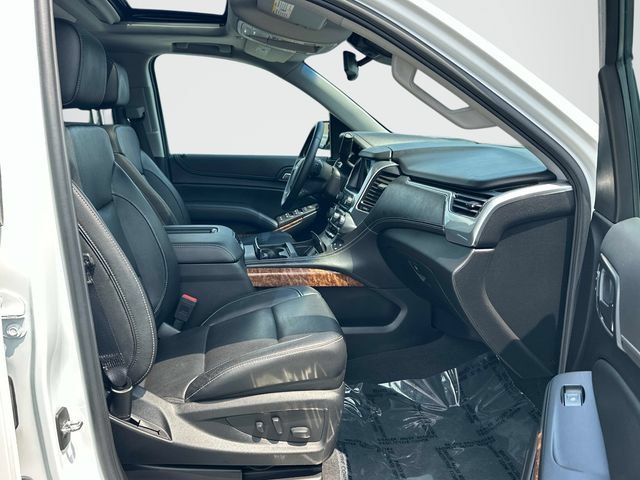 Used 2020 Chevrolet Suburban Premier AWD/4WD image 21
