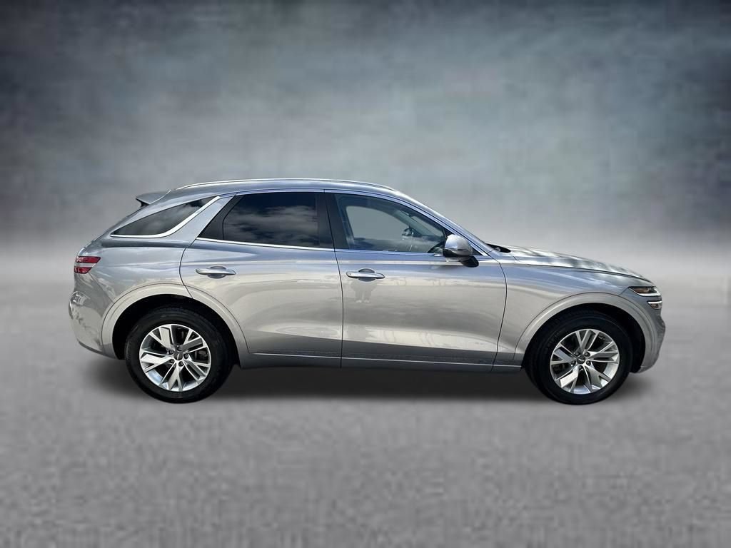 Used 2022 Genesis GV70 2.5T AWD/4WD image 8