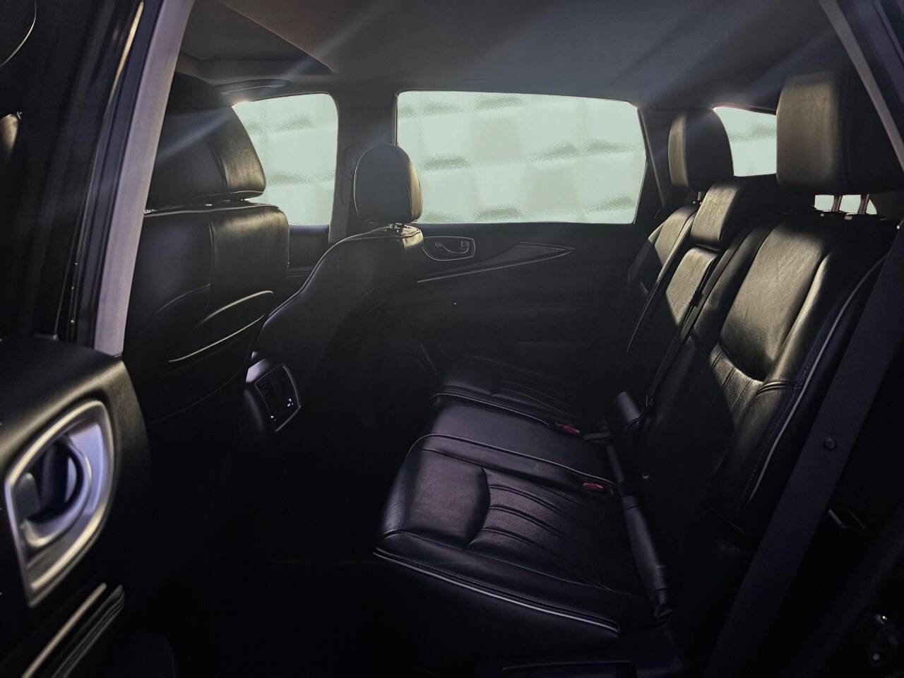 Used 2017 INFINITI QX60 FWD image 16