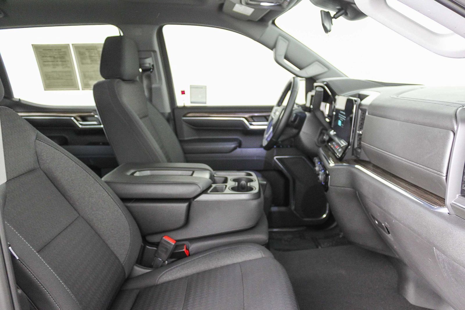 Used 2023 Chevrolet Silverado 1500 LT image 17