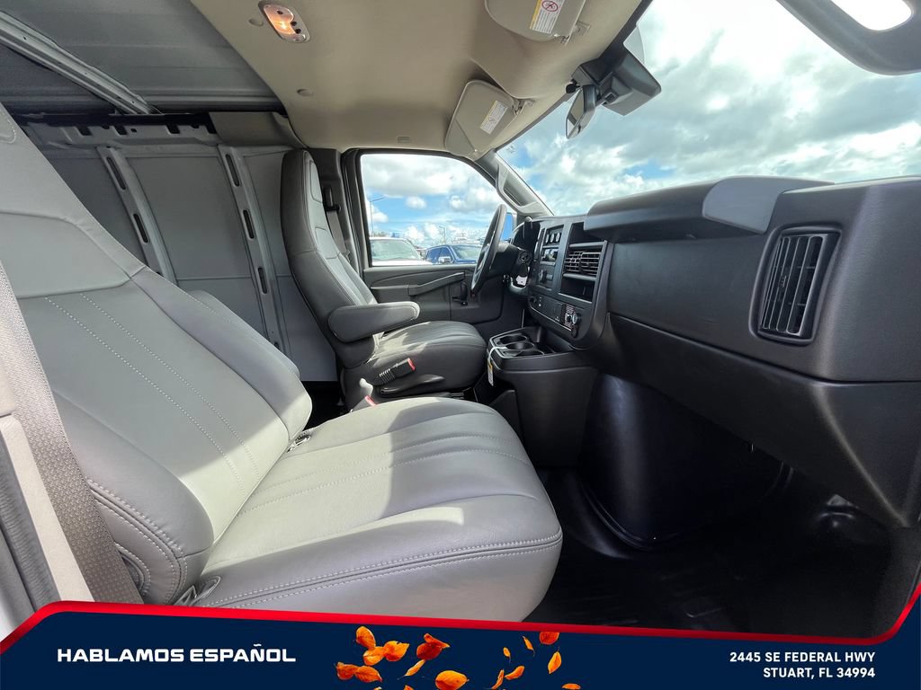 New 2026 GMC Savana 2500 w/ Driver Convenience Package RWD image 14
