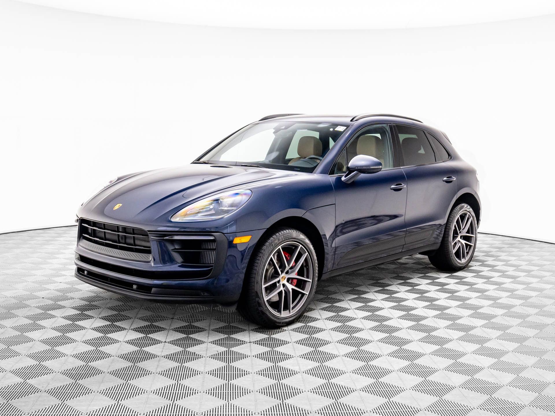 Certified 2022 Porsche Macan S