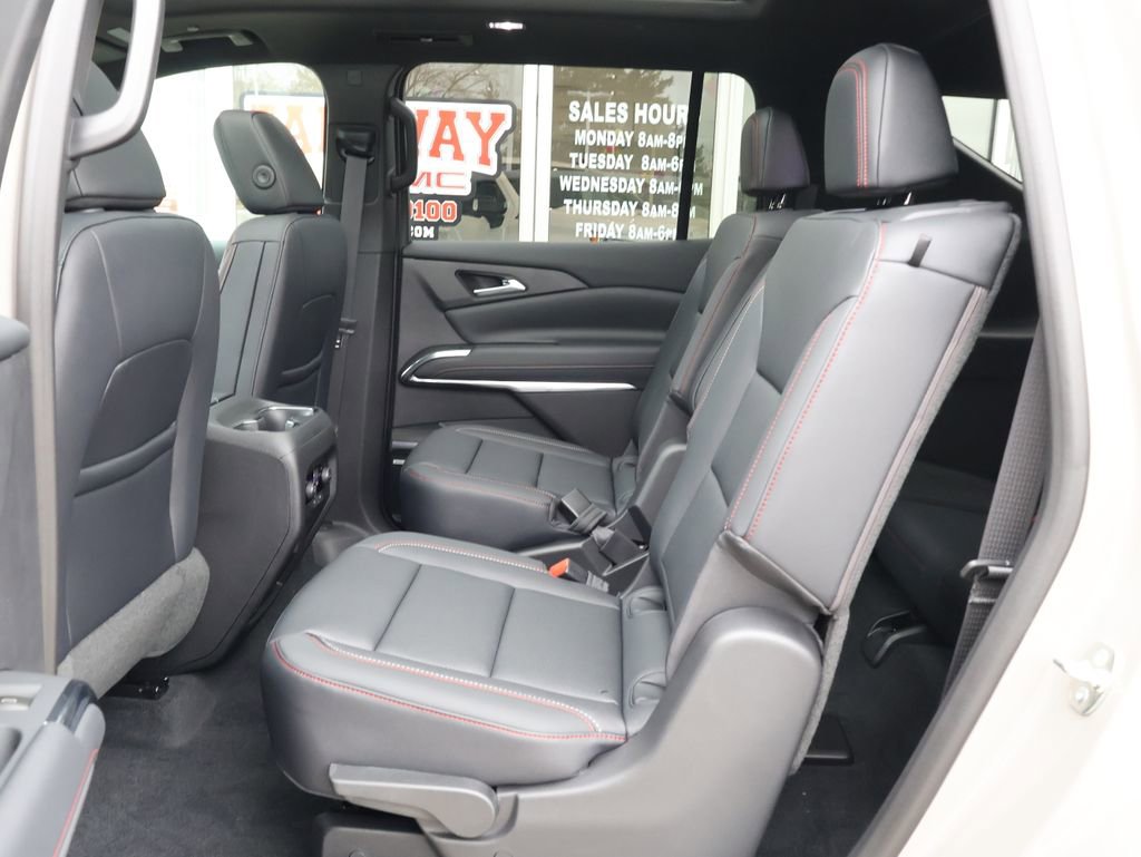 New 2026 Chevrolet Traverse Z71 w/ Enhanced Driving Package image 26