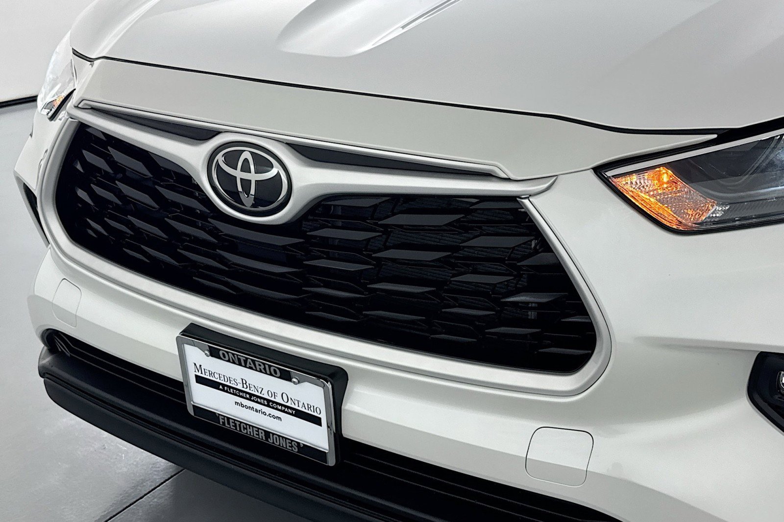 Used 2024 Toyota Highlander XLE image 12