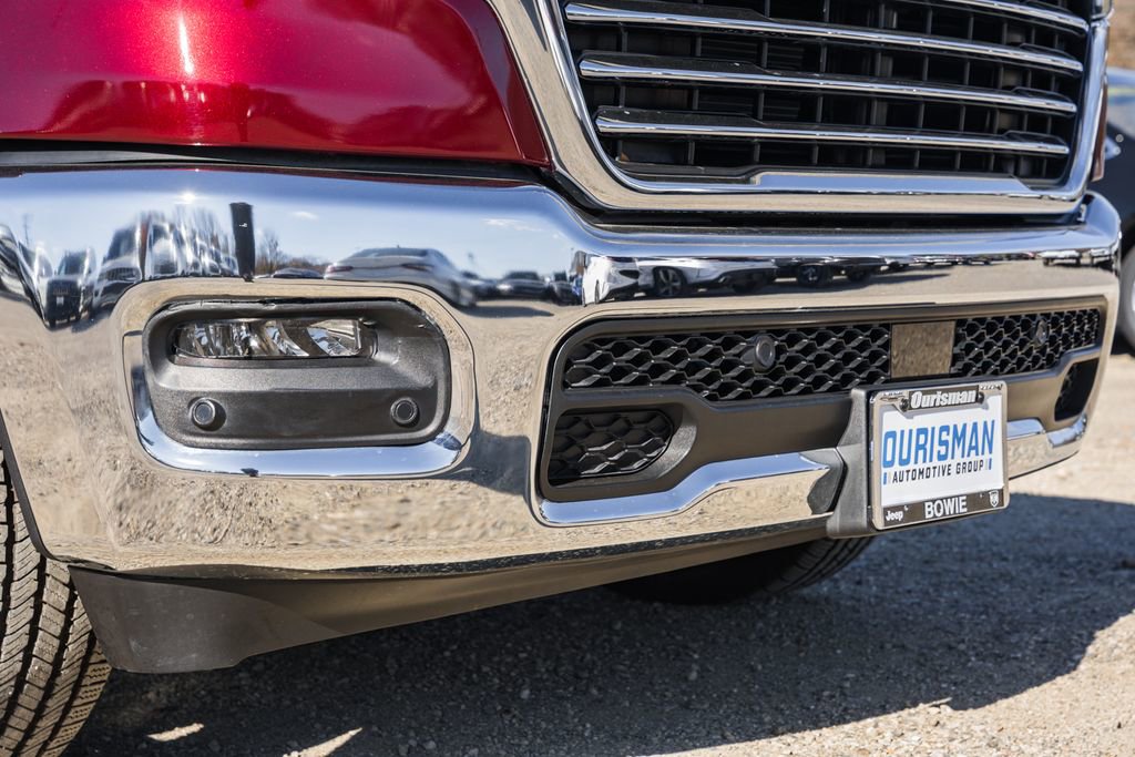 Used 2025 RAM 1500 Laramie image 12