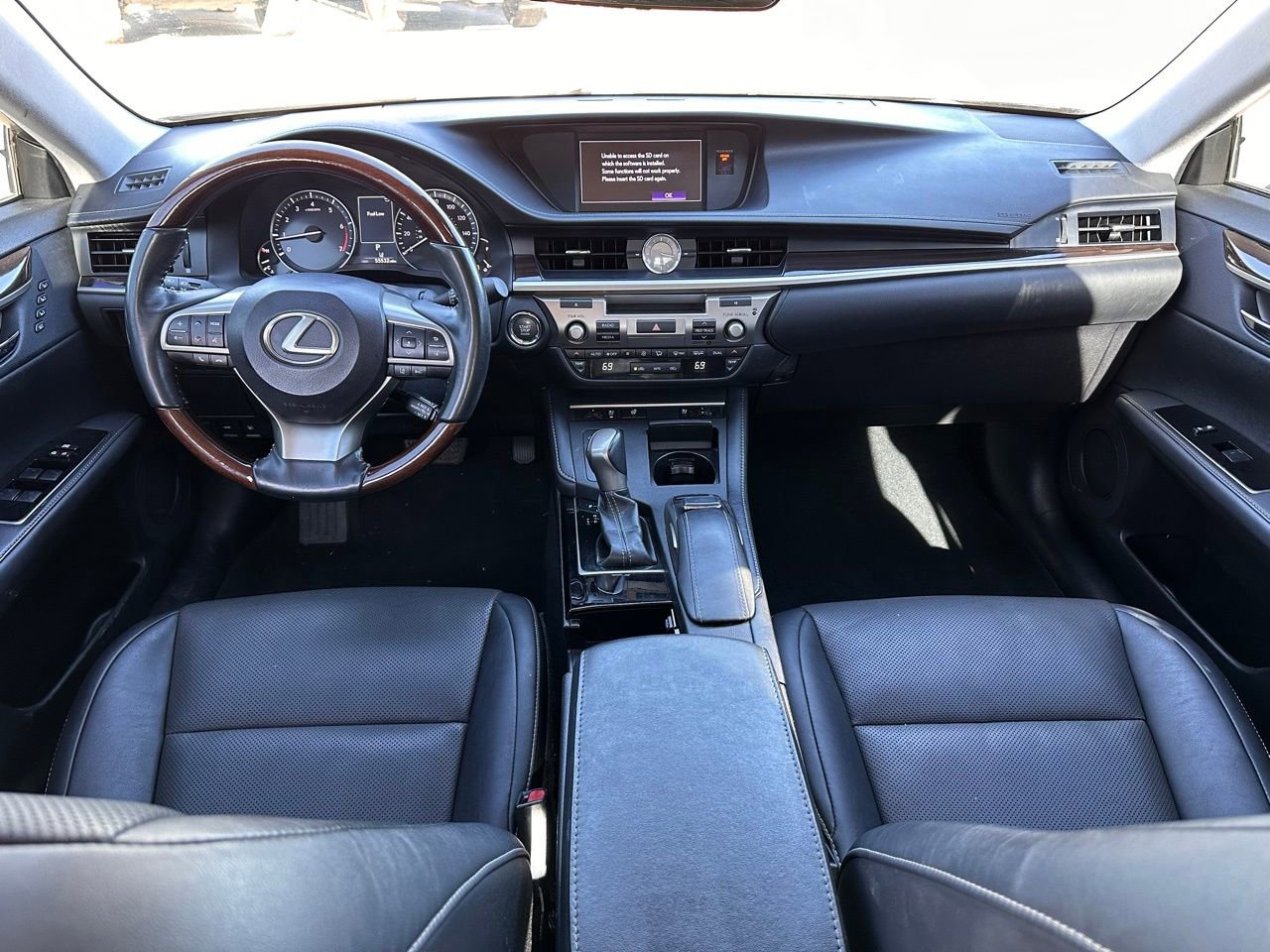 Used 2018 Lexus ES 350 w/ Navigation System Package image 18