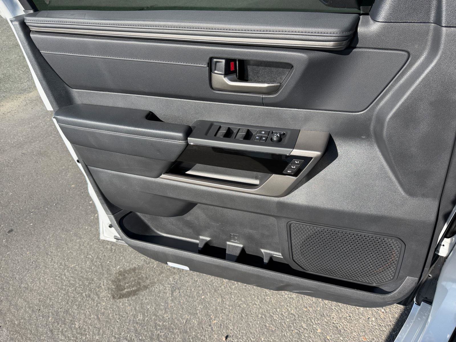 Used 2025 Toyota Tundra Limited w/ TRD Off-Road Package AWD/4WD image 23