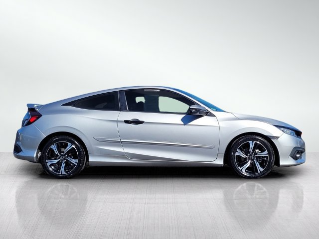 Used 2016 Honda Civic Touring image 3