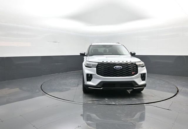 New 2026 Ford Explorer ST AWD/4WD image 2