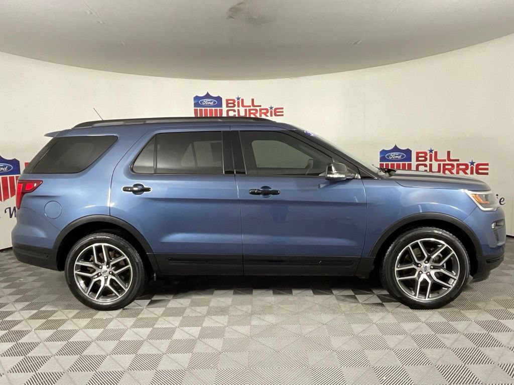 Used 2018 Ford Explorer Sport w/ Equipment Group 401A AWD/4WD image 2
