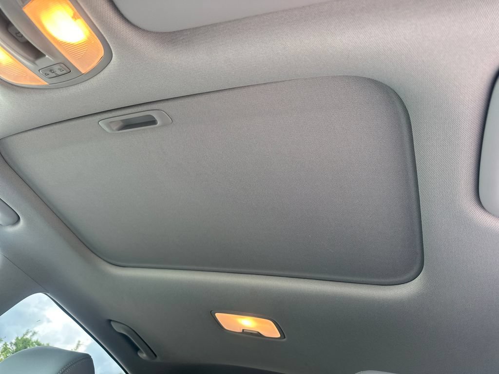Used 2021 Hyundai Kona Ultimate FWD image 19