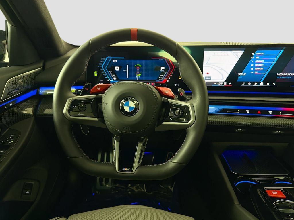 Used 2025 BMW M5 Touring AWD/4WD image 23