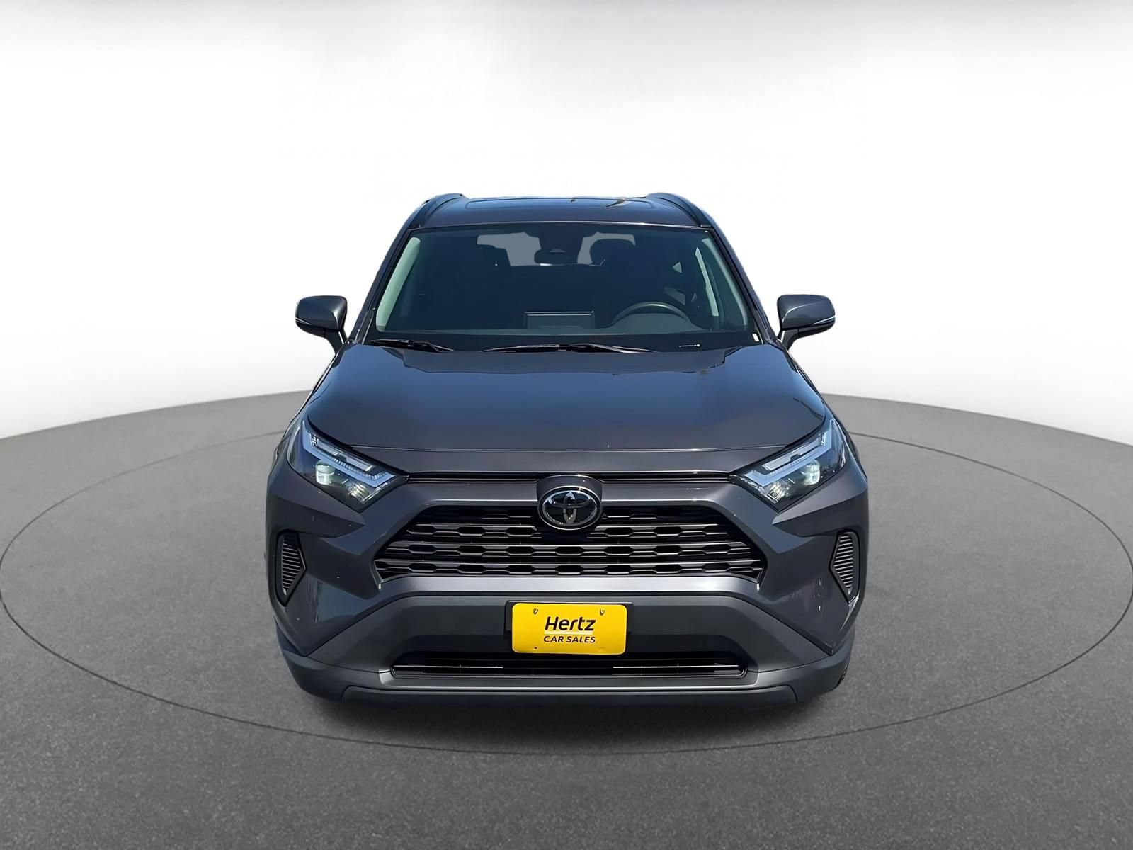 Used 2025 Toyota RAV4 XLE w/ Convenience Package AWD/4WD image 4