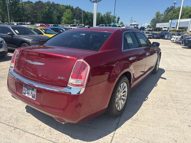 Used 2013 Chrysler 300 image 9