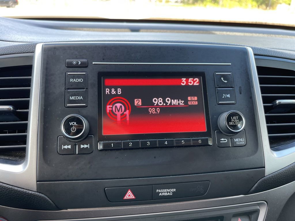Certified 2019 Honda Ridgeline Sport image 10