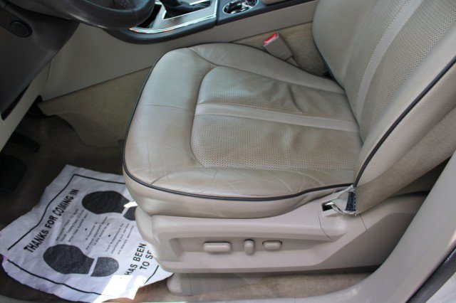 Used 2015 Lincoln MKX FWD w/ Equipment Group 102A image 18