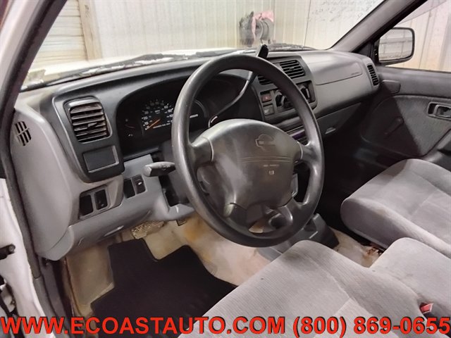 Used 1999 Nissan Frontier XE RWD image 11