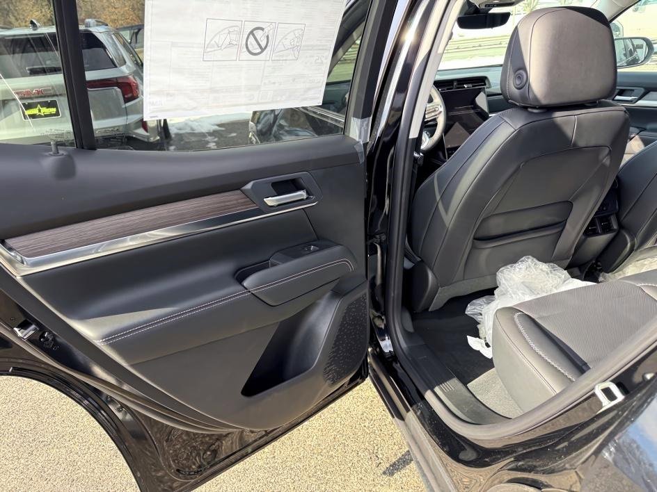 New 2026 GMC Terrain Denali image 10