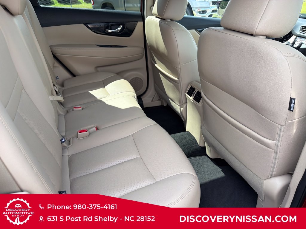 Certified 2019 Nissan Rogue SL FWD image 41
