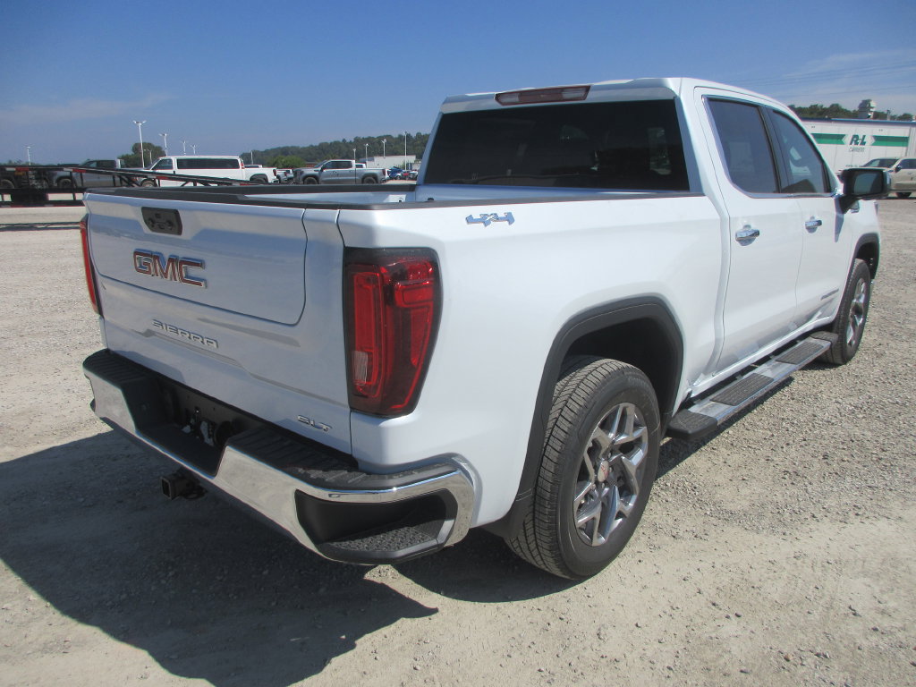 New 2026 GMC Sierra 1500 SLT w/ SLT Premium Package AWD/4WD image 5