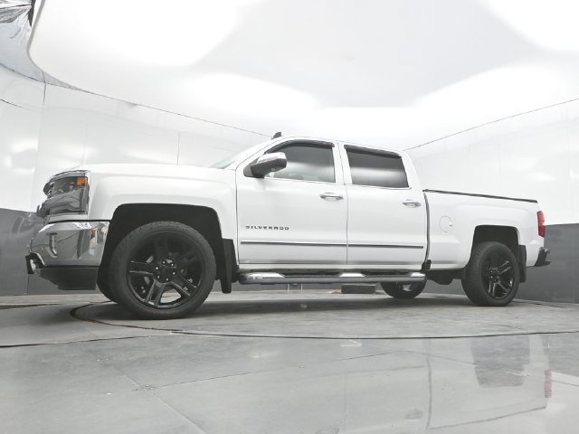 Used 2018 Chevrolet Silverado 1500 LTZ w/ Sport Package AWD/4WD image 33