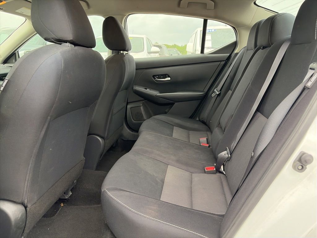 Used 2020 Nissan Sentra SV FWD image 9
