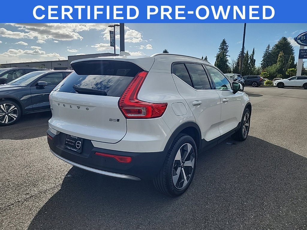 Used 2025 Volvo XC40 B5 Core w/ Protection Package Premier AWD/4WD image 5