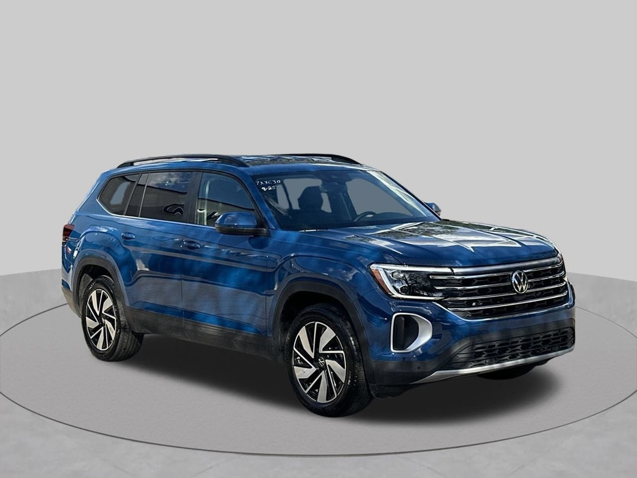 Used 2026 Volkswagen Atlas SE FWD image 7