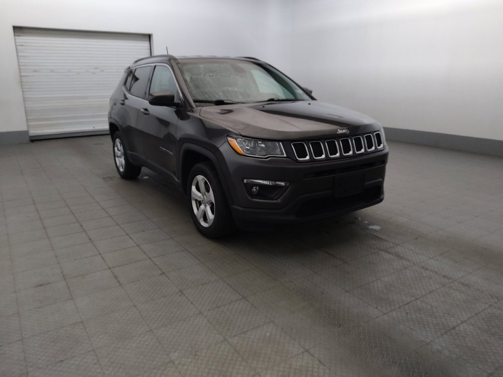 Used 2018 Jeep Compass Latitude w/ Cold Weather Group AWD/4WD image 13
