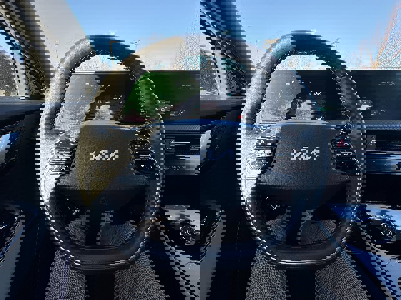 Used 2023 Kia EV6 GT-Line w/ GT-Line Suede Seat Package image 15