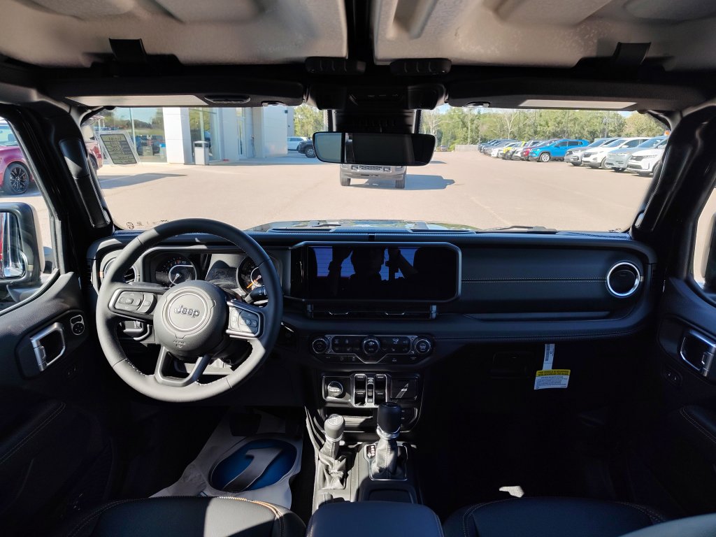 New 2025 Jeep Gladiator Sport w/ Premium Package AWD/4WD image 31