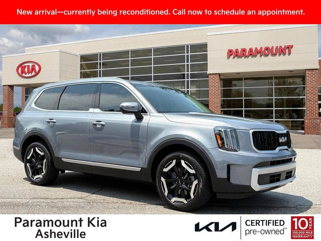 Certified 2025 Kia Telluride EX w/ EX Captain's Chair Package