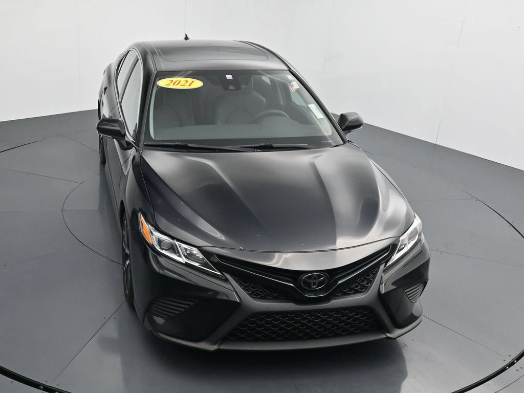 Used 2020 Toyota Camry SE w/ Audio Package FWD image 25