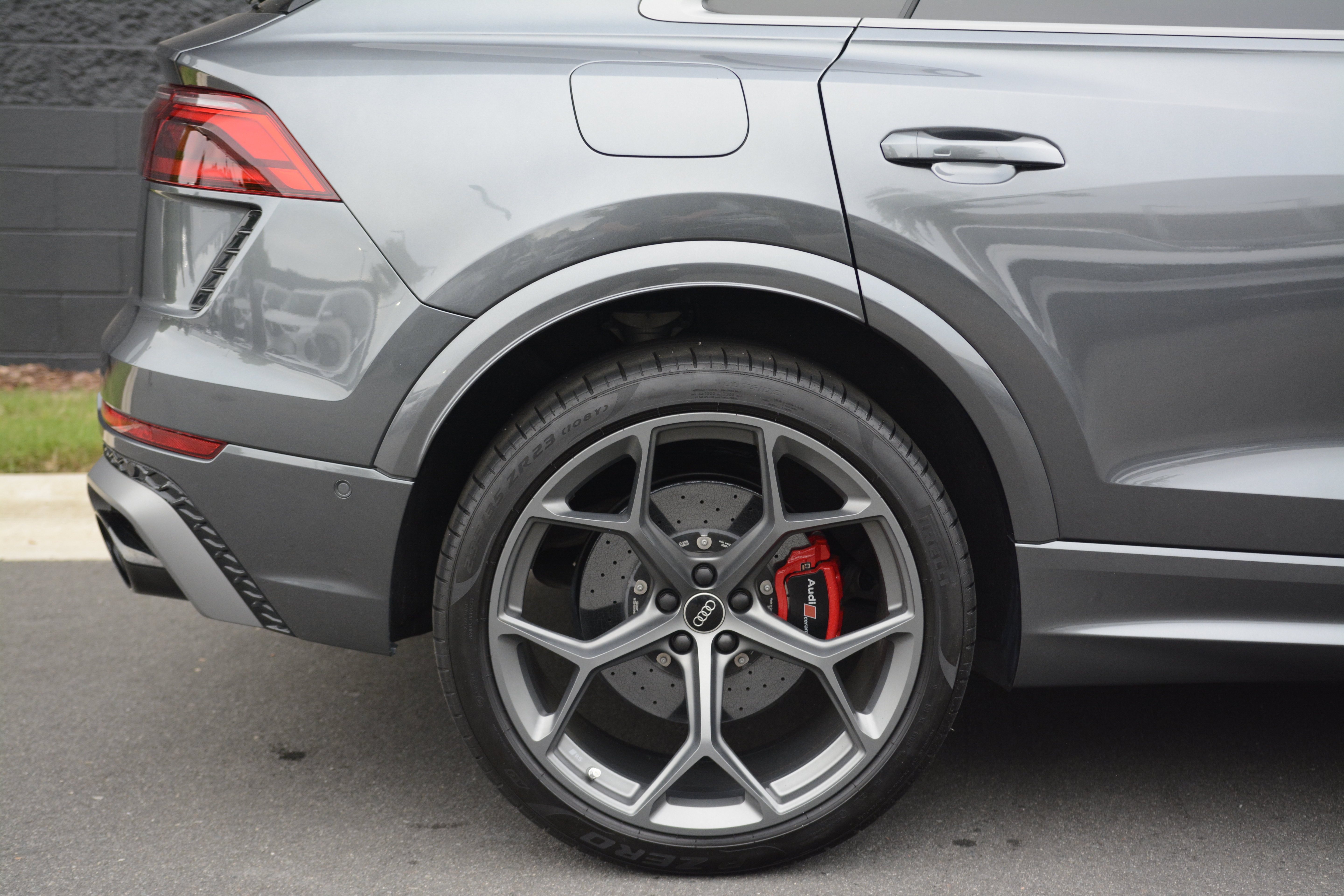 Used 2025 Audi RS Q8 performance AWD/4WD image 43