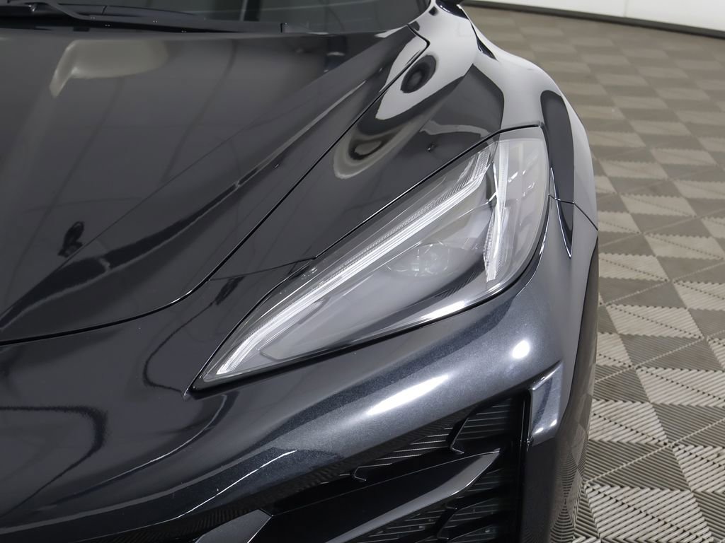 Used 2024 Chevrolet Corvette Z06 w/ Stealth Interior Trim Package RWD image 17