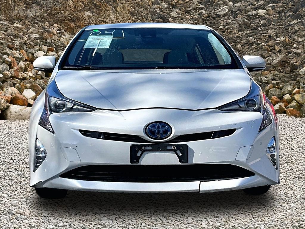 Used 2016 Toyota Prius Four Touring w/ Premium Convenience Package FWD image 3