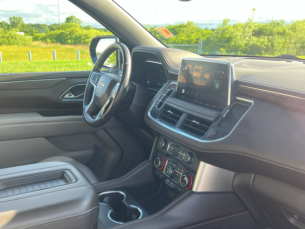 Used 2022 Chevrolet Tahoe LT w/ Luxury Package AWD/4WD image 27