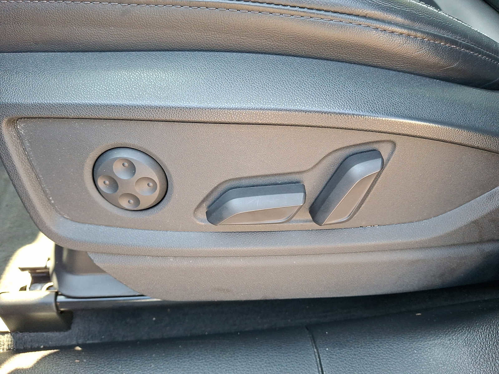 Used 2022 Audi Q5 2.0T Premium Plus w/ Premium Plus Package image 11