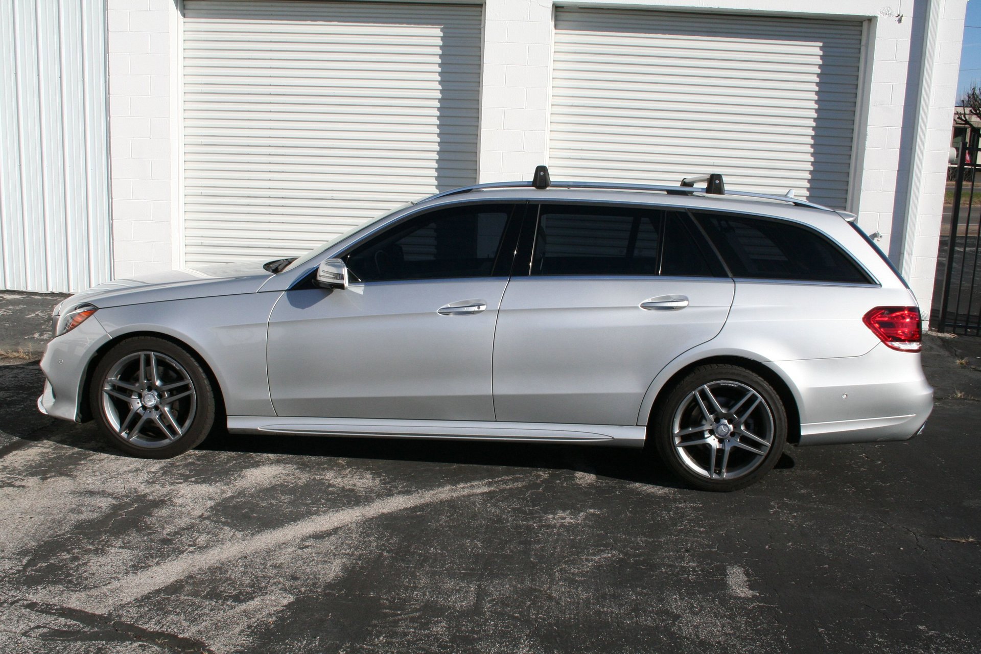 Used 2015 Mercedes-Benz E 350 4MATIC Wagon image 2