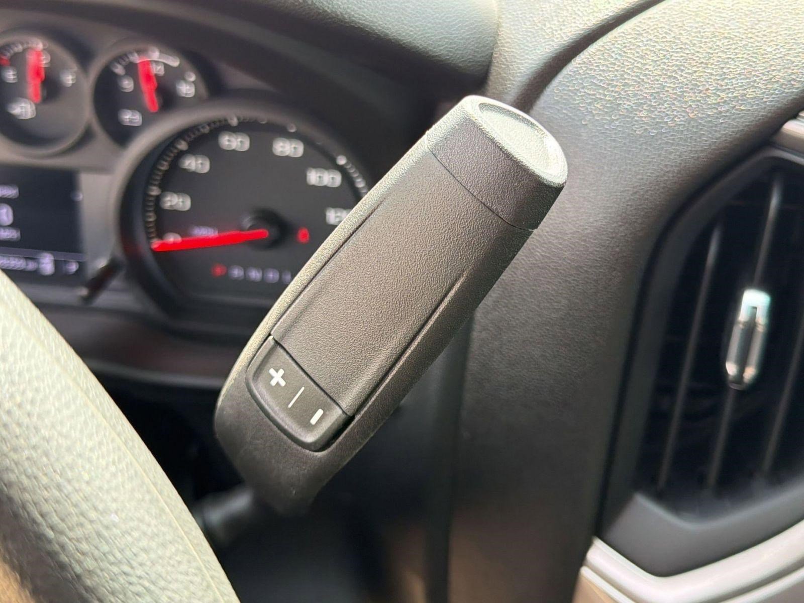 Used 2025 Chevrolet Silverado 2500 Custom w/ Custom Convenience Package image 28