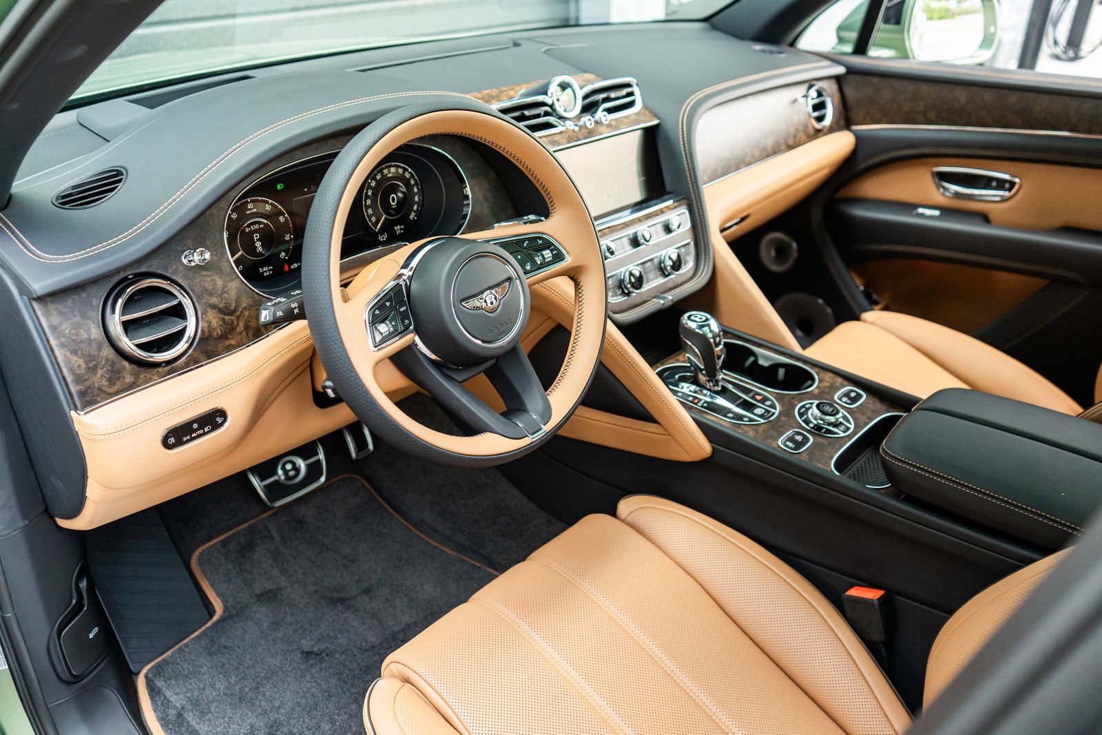 New 2026 Bentley Bentayga AWD/4WD image 29