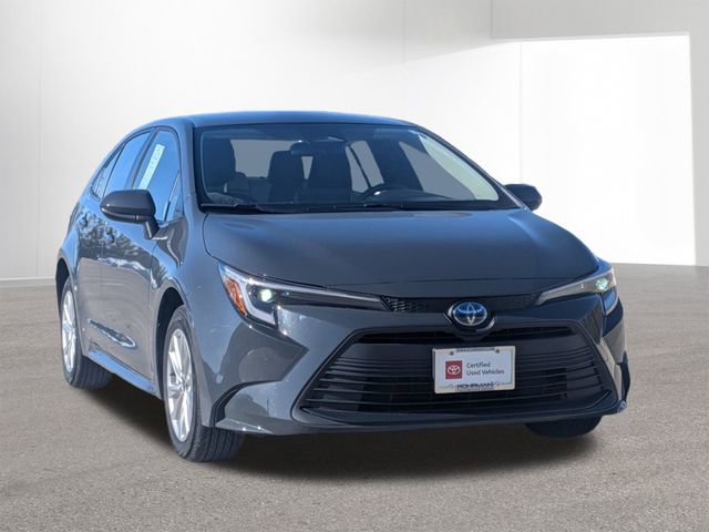 Certified 2024 Toyota Corolla LE image 3