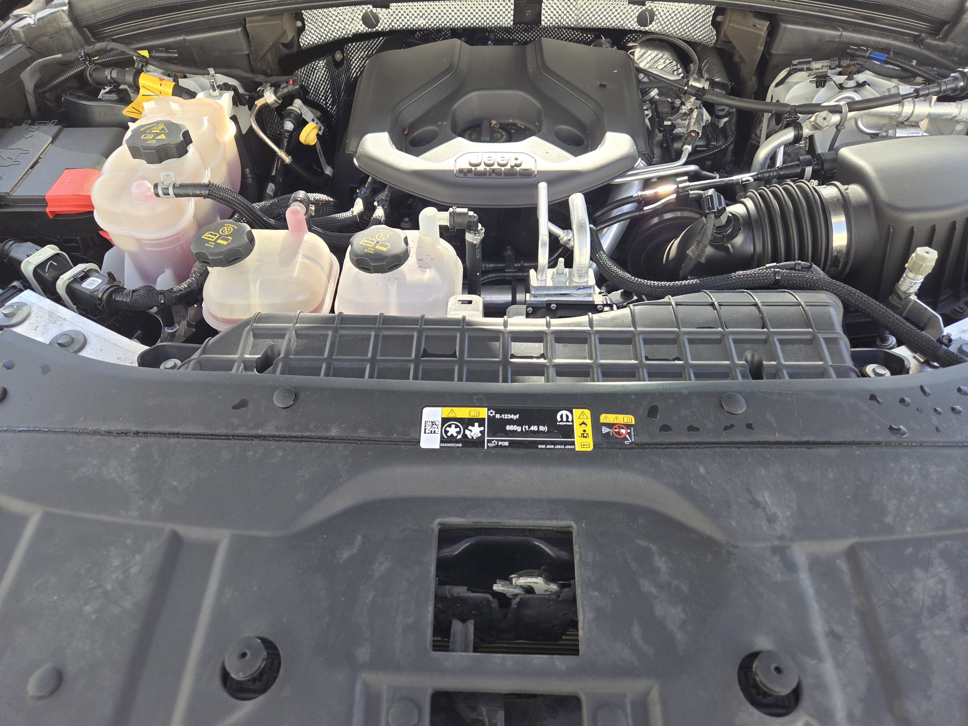 Used 2022 Jeep Grand Cherokee Overland w/ Advanced Protech Group III image 34