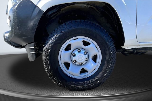 Used 2021 Toyota Tacoma SR AWD/4WD image 27