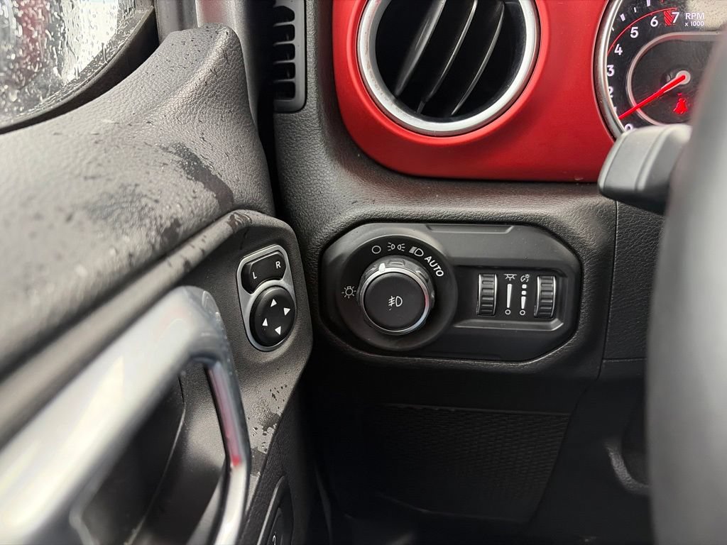 Used 2020 Jeep Wrangler Unlimited Rubicon AWD/4WD image 33
