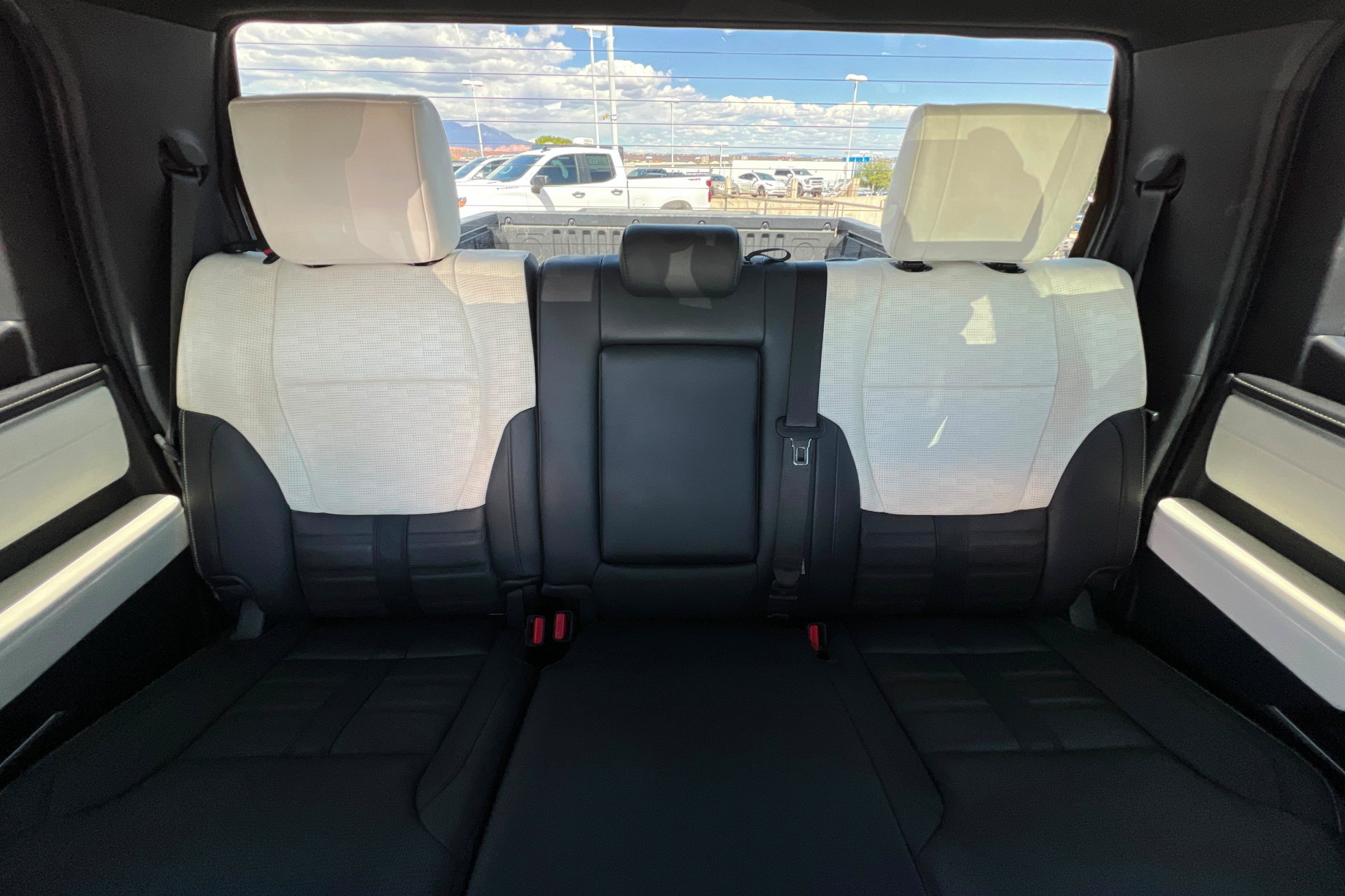 Used 2023 Toyota Tundra Capstone AWD/4WD image 25